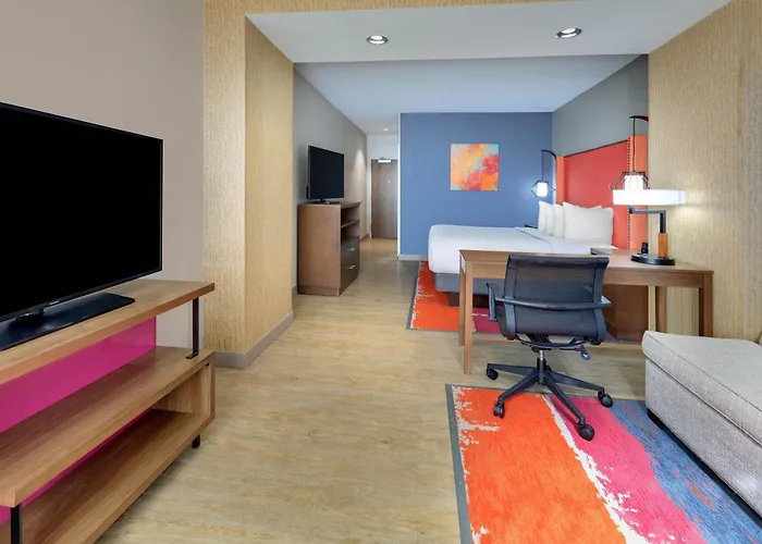La Quinta Inn & Suites By Wyndham Lakeway